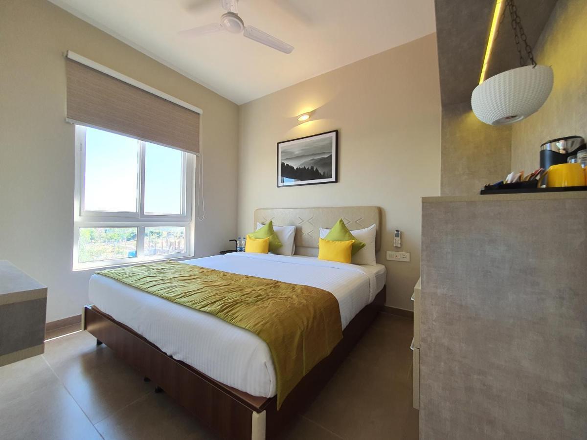 Hotel Avora Tree By Rivido Kempegowda Airport Road Dod Jala Buitenkant foto